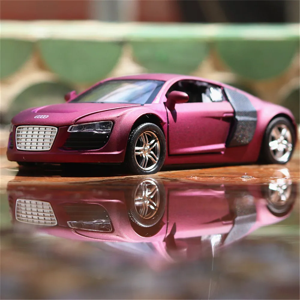 1/32 Audi R8 Automobilio Modelį Diecasts Lydinio Traukti Atgal, Vaikų Žaislas Berniukas Lenktynių Greičio Lenktynės Gimtadienio Dovana Apdailos Žaislų Kolekcija