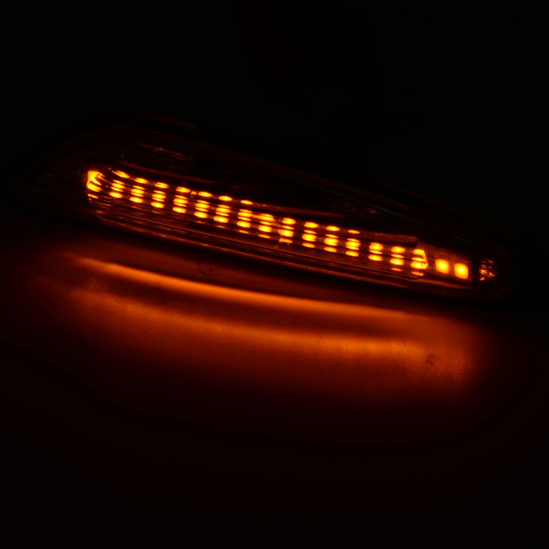 2vnt Automobilių Gintaro LED Šoninis Gabaritinis Žibintas Posūkio Signalo Indikatorius Šviesos Žibintas Tinka BMW E46 E60 E61 E81 E82 E83 E88 E90 E91 E92 E93