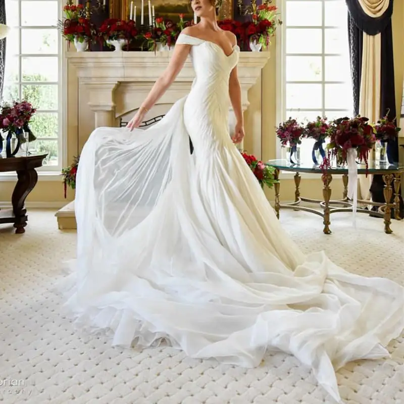 Derliaus 2019 Plisuotos Undinė Vestuvių Suknelės 2019 Nėrinių Užsakymą Elegantiškos Vestuvinės Suknelės Royal Traukinio Plius Dydis Vestuvių Suknelė