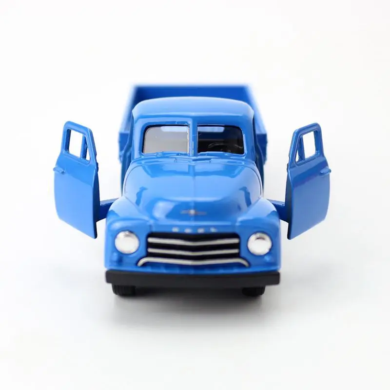 Karšto pardavimui, 1:36 lydinio traukti atgal 1952 BLITZ sunkvežimių automobilio modelį,aukštos modeliavimas originalioje pakuotėje, žaislų,2-durų dizainas,nemokamas pristatymas