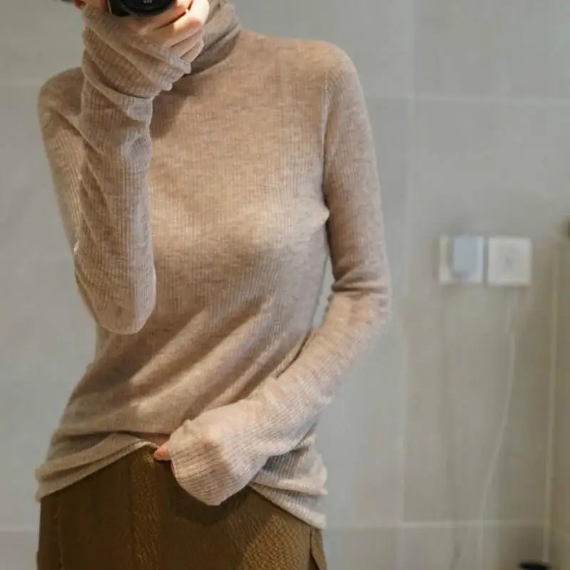 Moterų golfo vilnos megztinis vientisų megztinis plonas megztas viršūnes ilgomis rankovėmis trumpą slim mados elegantiškas švarkas