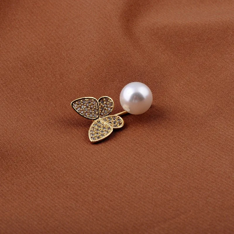 Mielas Moterų Crystal Butterfly Sages Moterims Žavesio Aukso Spalvos Vestuvių Papuošalai Vintage White Pearl Pin Suknelė Kailis Priedai