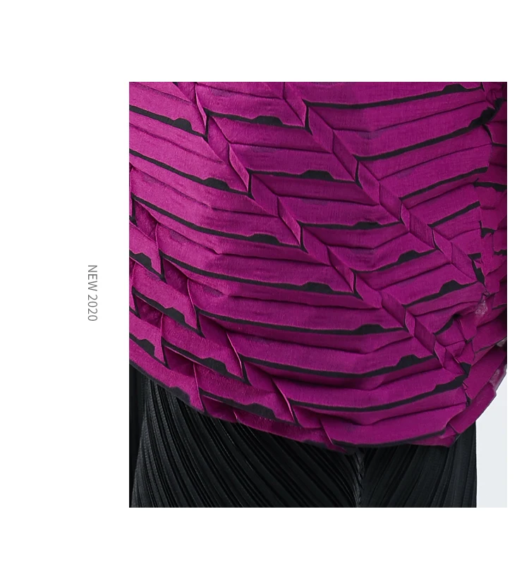 Miyake Plisuotos t marškinėliai moterims 2020 rhombus dizaino laisvi, paltai moterims derliaus įstrižainės grandinės spausdinimo dažai estetinės drabužiai