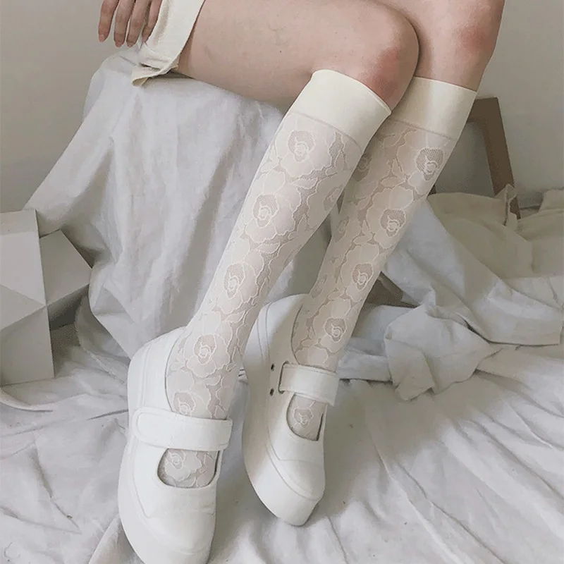 Naujas Baltos spalvos Nėrinių Kojinės Moterims, Siuvinėjimas, Gėlių Didelio Kelio Kojinių Moteris Ilgai Gyvulių Kojų Elsatic Streetwear calcetines