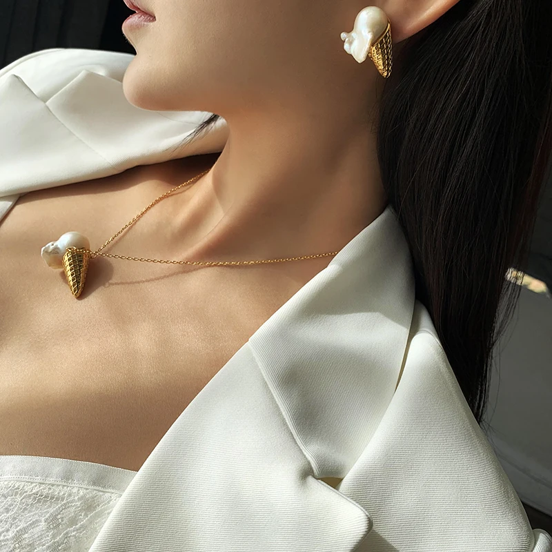 Originalaus dizaino Baroko gėlavandenių perlų ledų clavicle grandinės aukštos prasme, auskarai moterims karoliai