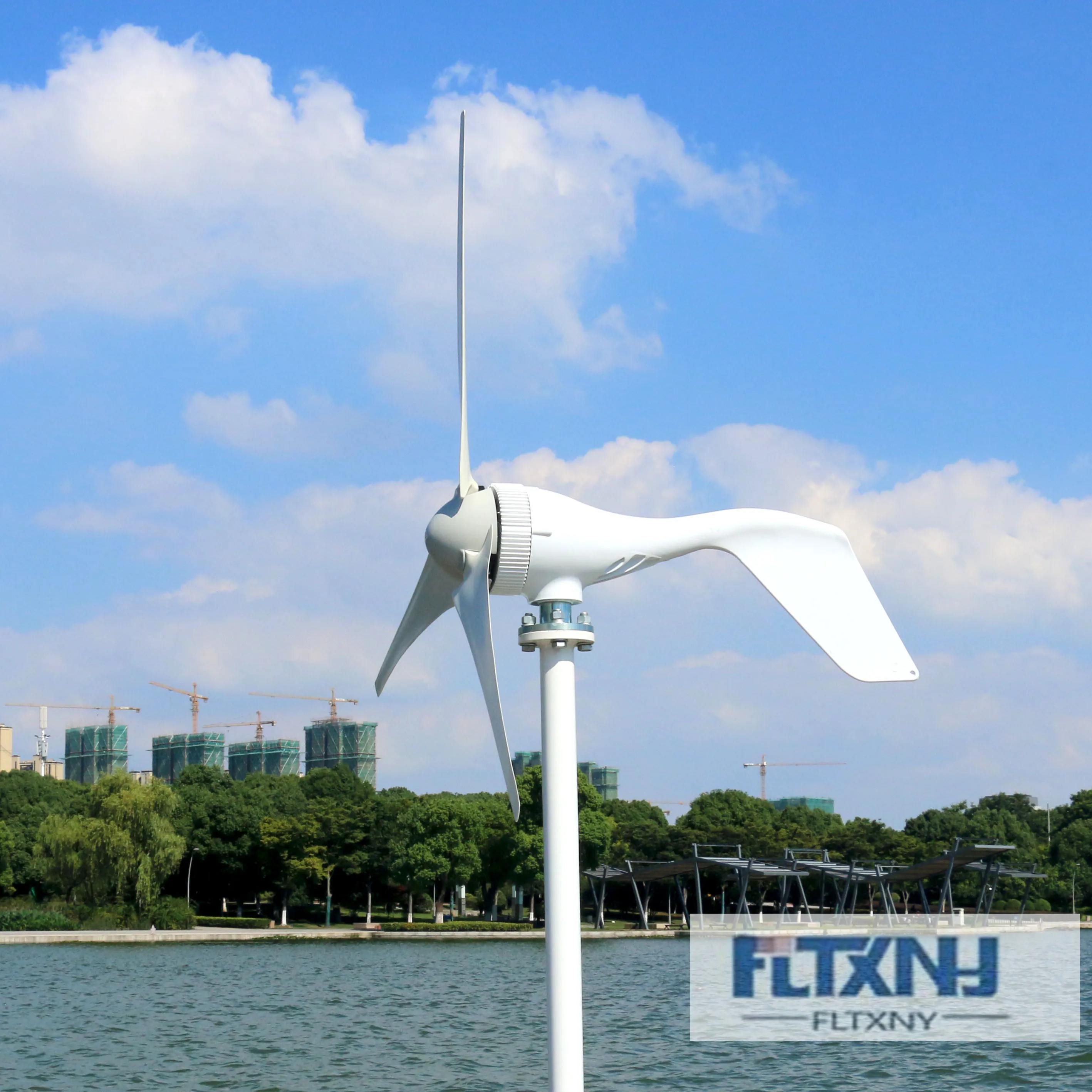 Kinijos gamykloje 400w vėjo energijos generatorius 3/5 geležtės trijų fazių AC 12v 24v vėjo turbina su valdikliu