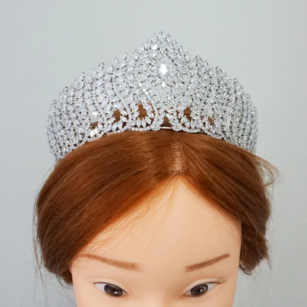 Prabanga CZ Kristalų Vestuvių Tiara Royal Princess Crown Brides Putojantis Vestuviniai Papuošalai Moterims, Plaukų Aksesuarų, Didelis Karūna
