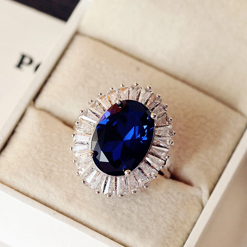 Prabanga Spalvingas akį traukiantis Ovalus Didelis Royal Blue Akmens Žiedas, Trapecijos formos kristalai skiltyje Supa Moterų vestuvių Papuošalai Dovana