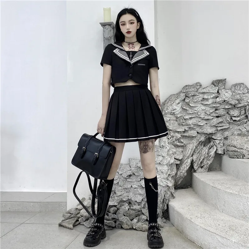 Yangelo Harajuku Gotikos JK Uniformas Moterims, Juodos spalvos Dviejų dalių Rinkiniai Kratinys Pasėlių T-shirt ir Klostuotas Mini Sijonai Cosplay Stiliaus Rinkiniai