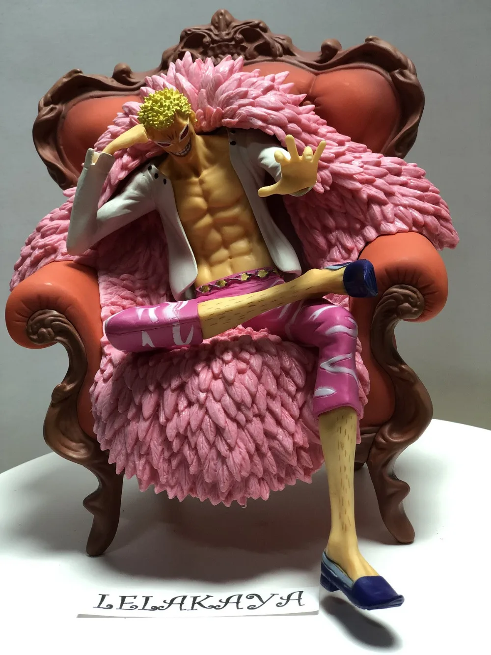 1PCS Japonų Anime One Piece GK Donquixote Doflamingo Sėdint Statula Ver. 1/7 masto PVC veiksmų skaičius, Modelį, žaislai, Lėlės