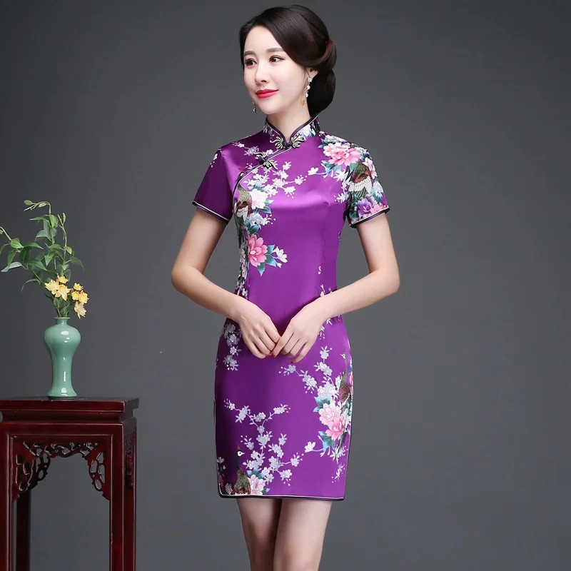 Cheongsam Vasaros 2019 Naują Stilių Moterų Kinų stiliaus Kuklus Mados MERGINA yra Trumpas, Vidutinės trukmės Šlovingą Šilko Suknelė