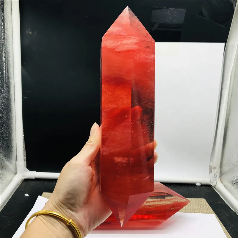 Natūralus raudonasis kvarcas aišku kristalų obeliskas Reiki gydymo akmuo poliruotas du kartus nurodė šešiakampe lazdelė namų dekoro