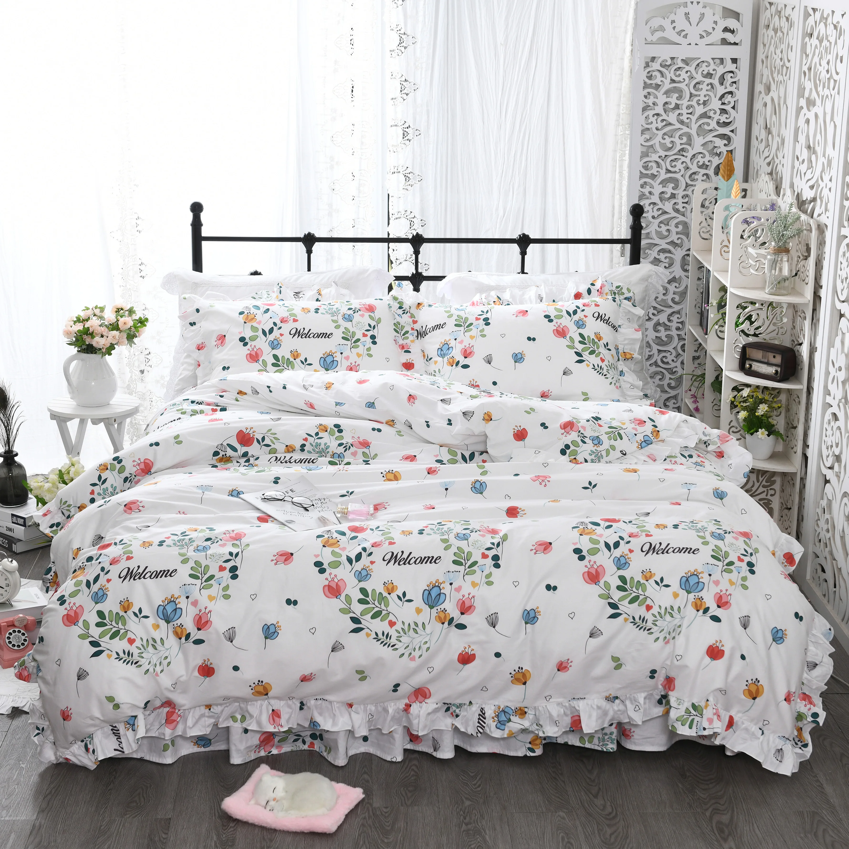 Sielovados medvilnės, baltos spalvos spausdinta medvilnės lovos antklodė susiėmę princesė vėjo plika miego šviežių lova skleisti