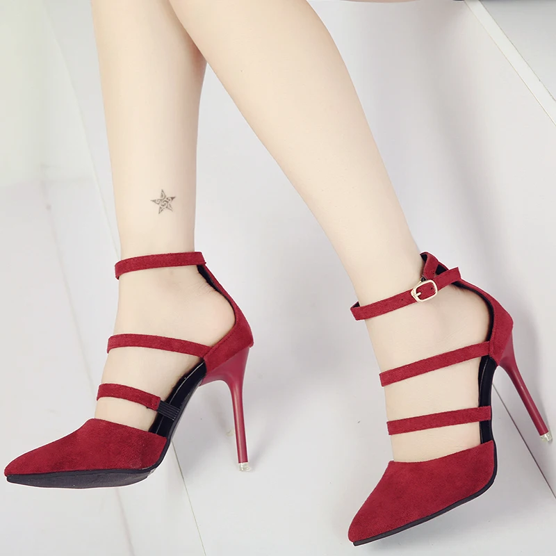 Vasaros 2020 naujas point moteriški aukštakulniai juodos spalvos kryžius-dirželis moterų sandalai seksualus stiletto moterų mados sandalai zapatos de mujer