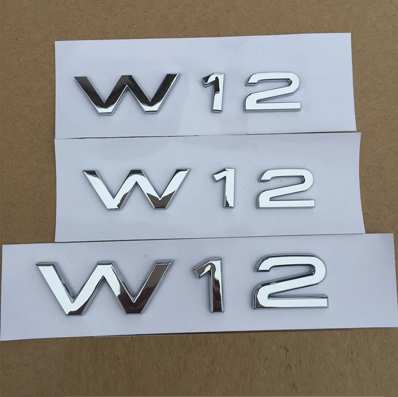 W12 Raidžių Skaičius Keturi Varantys Ratai Baras Logotipas 
