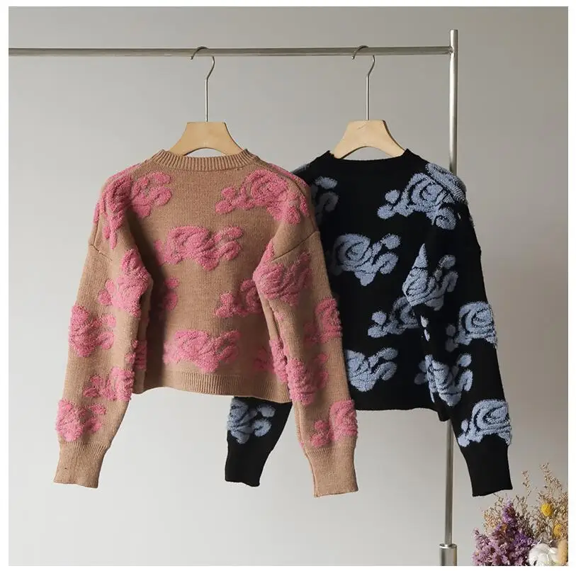 2020 m. Žiemos Megztiniai ponios megztinis gėlių flocking megzti korėjos stiliaus megztinis Apvalios kaklo pasėlių viršų Kalėdų megztiniai 2 spalvos