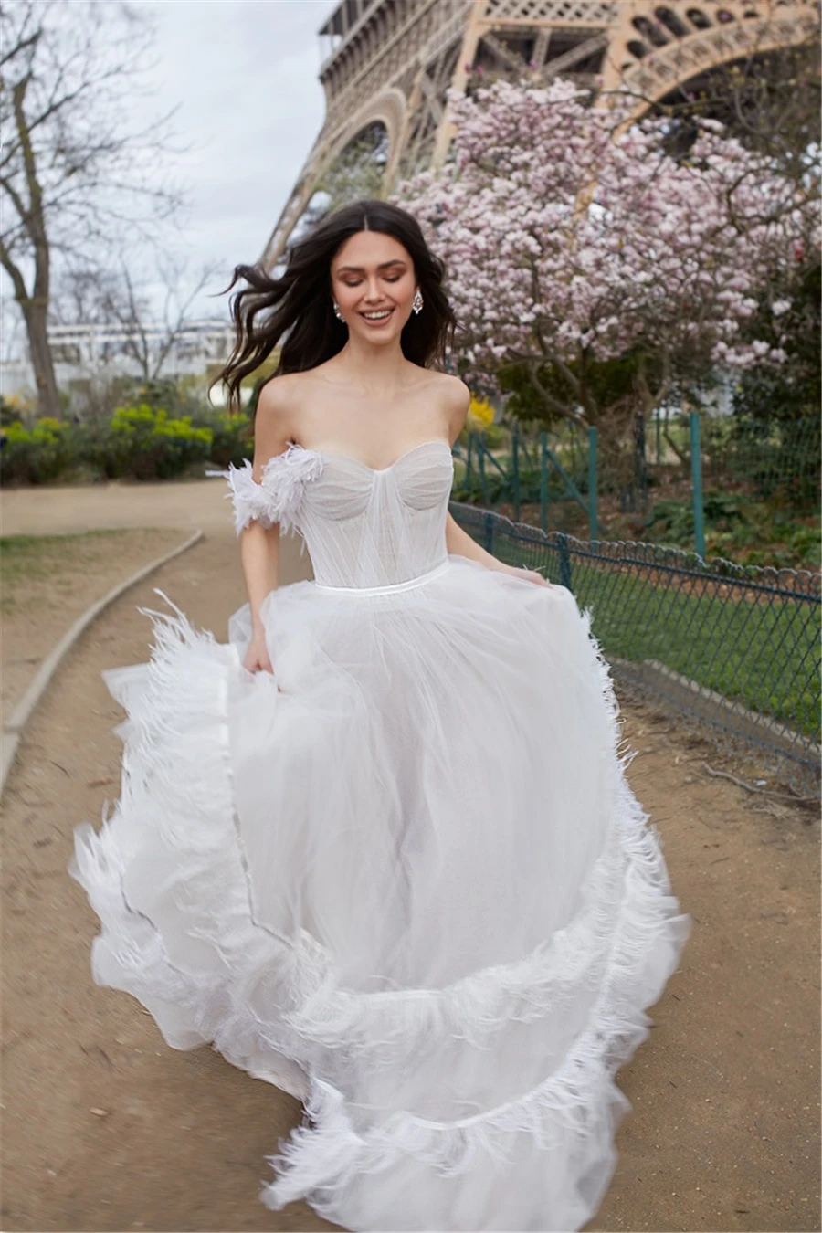 Nuo Peties Elegantiški Nude/Balta Plunksna Vestuvių Suknelė Tiulio Sluoksnis Sijonas Vestuvinės Suknelės Vestido De Noiva Sereia