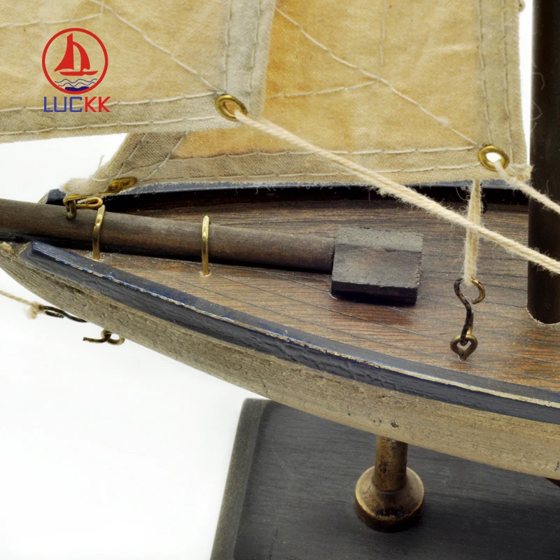 LUCKK Medinis Burlaivis Modelio 33*37*6cm Rifas ir Plaukti Plaukiojimo Laivo Modelį Dovana Vaikams ir Suaugusiems