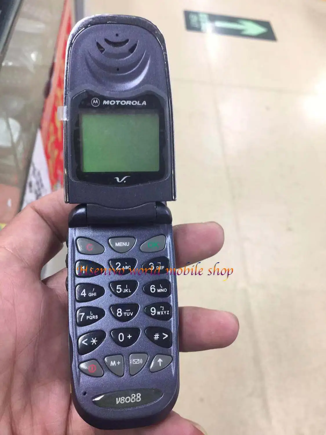 V8088 Original Atrakinta telefonas Motorola Flip V8088 Mobiliojo telefono vienerių metų garantija +nemokamas pristatymas