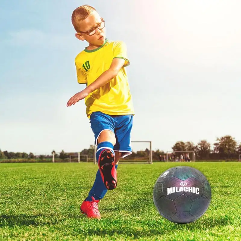 Šviesą Atspindinčios Šviesos Futbolo Atspindintis Kietas Vaikų Žaidimo Lauko Mokymo Liuminescencija Pripučiami Futbolas