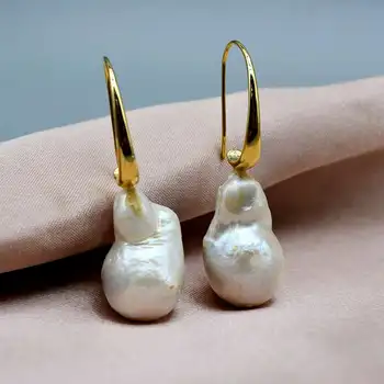 Ponios didelių baroko auskarai, natūralus didelių perlų, baltos spalvos, aukso kabliai, bohemišką stilių auskarai