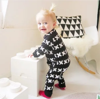 2020 m. Rudenį Naujų baby berniukas ir mergaitė Romper medvilnės ilgomis rankovėmis spausdinti baltoji plius juodoji Naujagimių bamblys jumpsuit vaikiški drabužiai